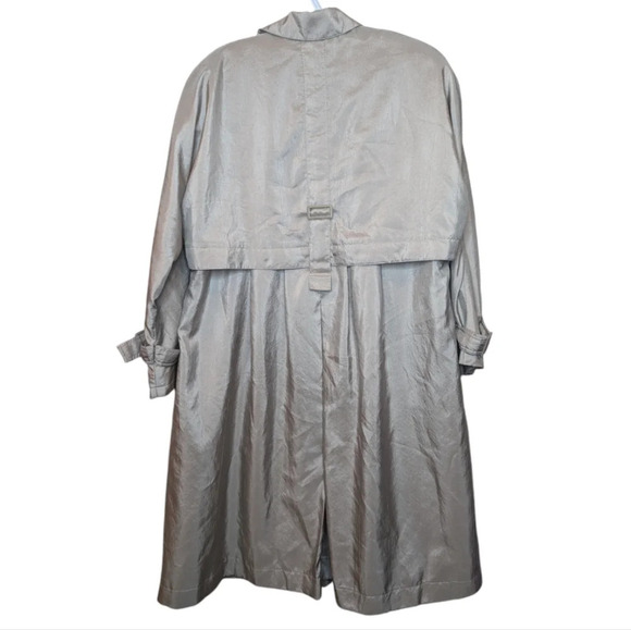 Vintage Town & Country Millennium Silver Sheen Button Front Trench Coat 9/10 - Picture 2 of 11